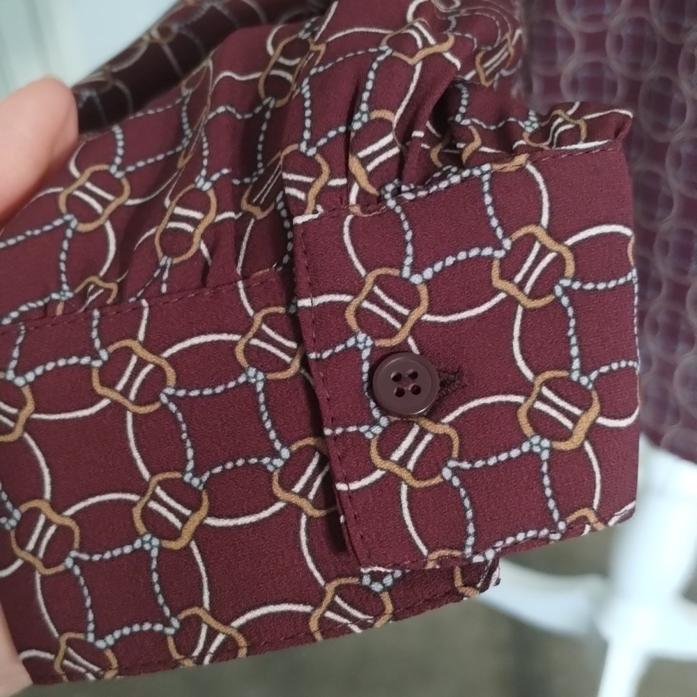 LOFT Blouse Size Small Chain Geometric Circle Print Long Sleeve Maroon - Picture 3 of 11